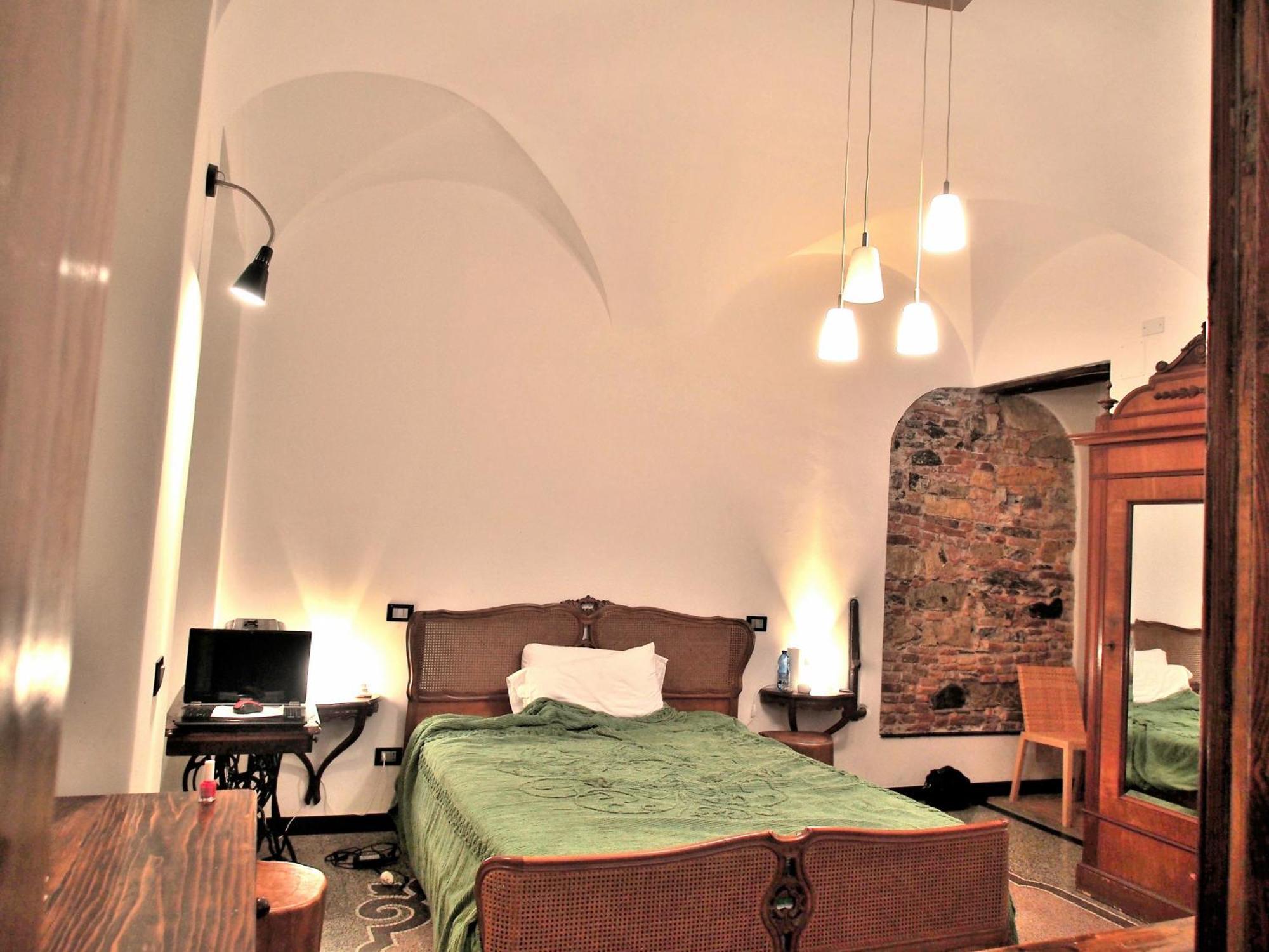 Lovingenoa Old Stone Apartment Bilik gambar